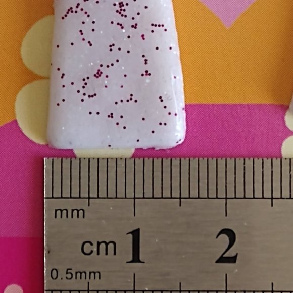 Handmade white polymer clay earrings. Boucles d'oreilles fait à la main - Picture 7 of 7